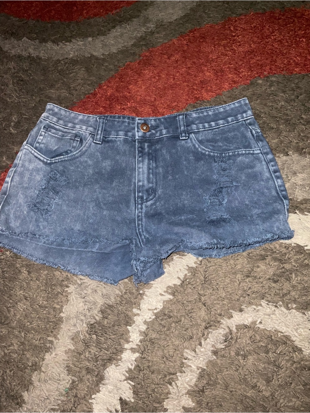 Forever 21 women’s Dark Blue Distressed high-waisted Jean Shorts size 28